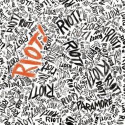 PARAMORE - Riot