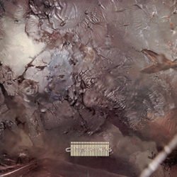 COCTEAU TWINS - Head Over Heels